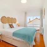Σπίτι διακοπών Spacious 3-bedroom In By Soulplaces