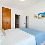 Spacious 3-bedroom In By Soulplaces
